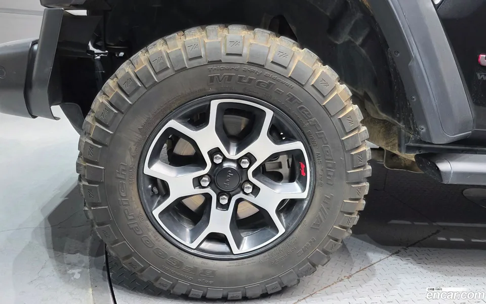 Jeep Wrangler 2.0 4 2023 — миниатюра 2