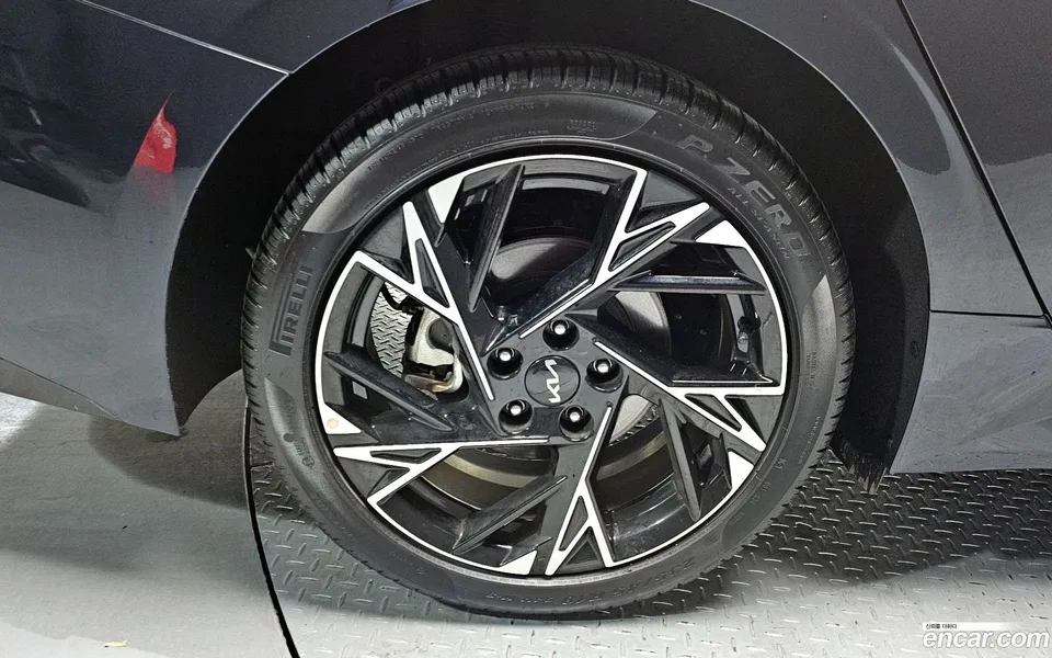 Kia K5 Hybrid 2025 — миниатюра 5