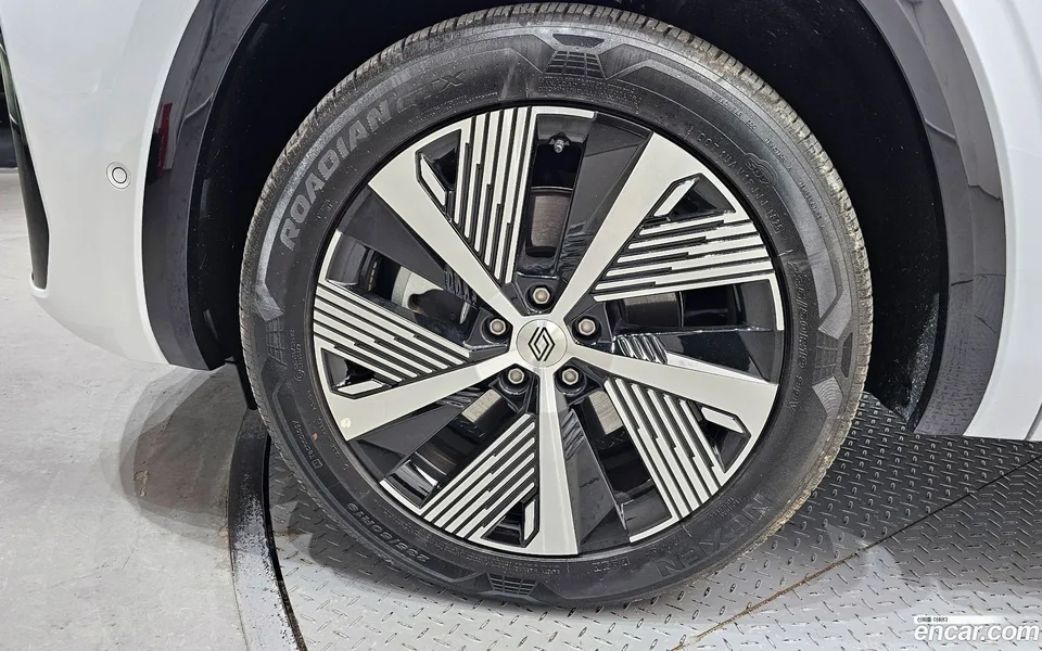 Renault Samsung Grand Koleos 1.5 E-TECH 2WD 2025 — миниатюра 2