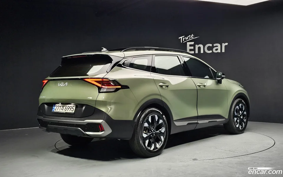 Kia Sportage 1.6 2WD 2022 — миниатюра 2