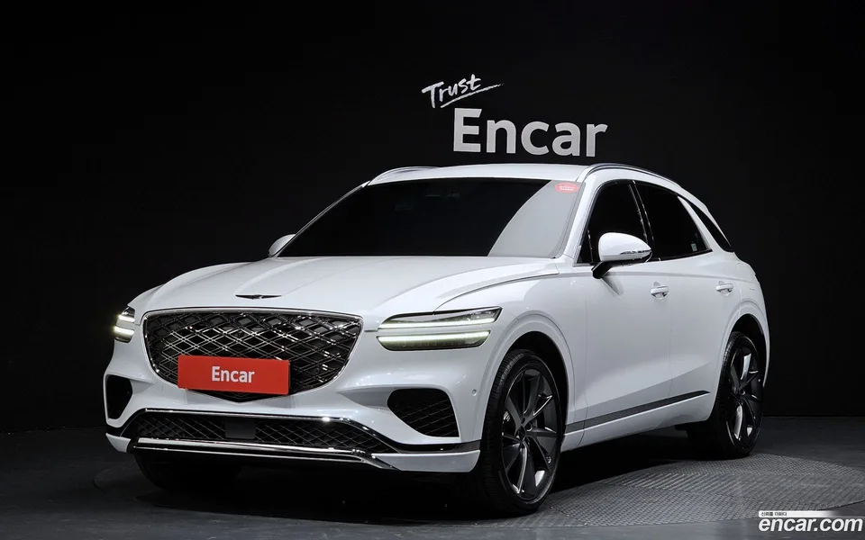 Genesis GV70 2.5T AWD 2025 — фото 1, купить с доставкой в Москву