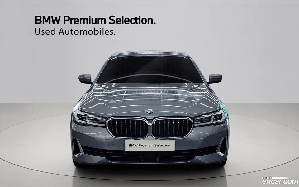 BMW 5 Series 530i 2022 — миниатюра 3