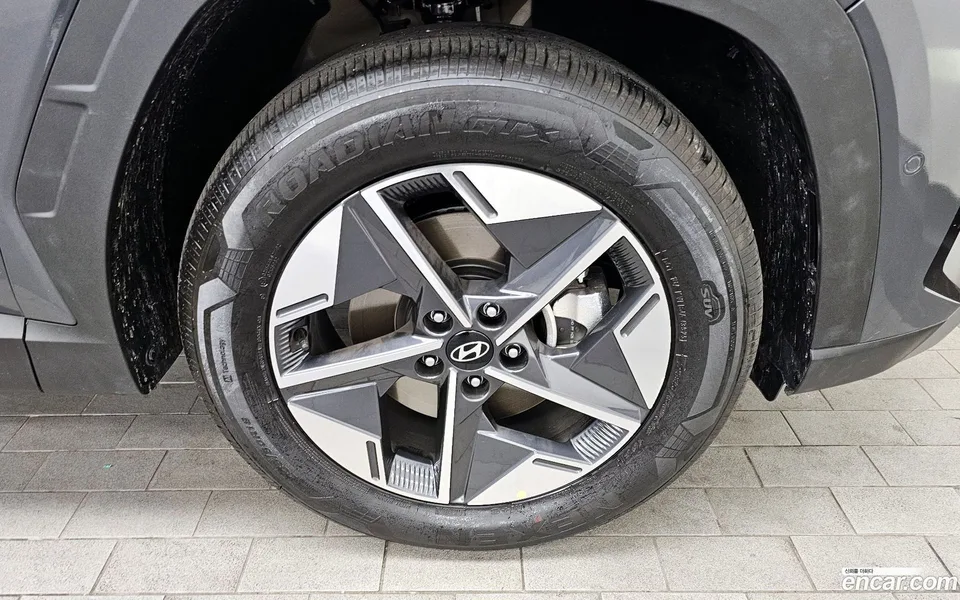 Hyundai Tucson NX4 1.6 4WD 2025 — миниатюра 2