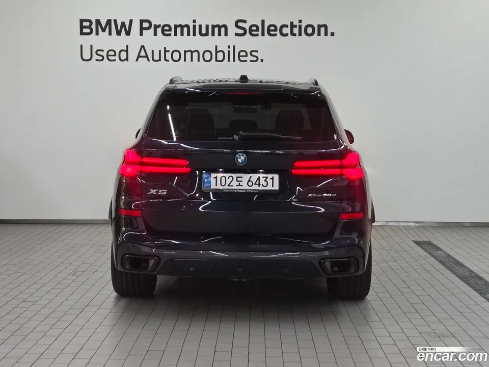 BMW X5 xDrive 50e M 2024 — миниатюра 3