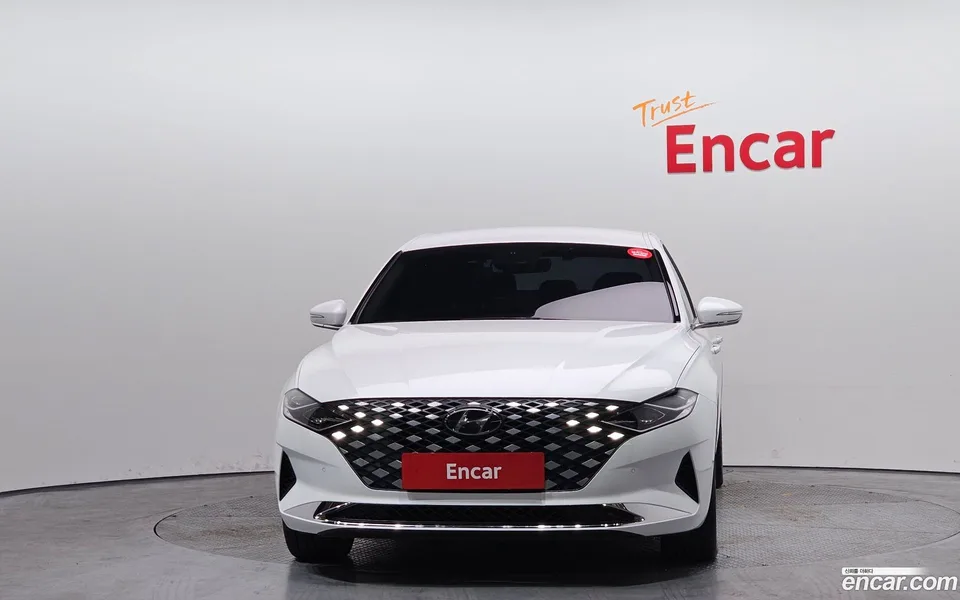 Hyundai Grandeur IG 3.0 LPi () 2022 — миниатюра 3