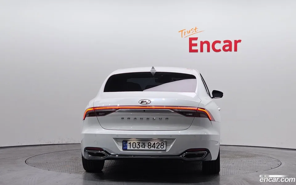 Hyundai Grandeur IG 3.0 LPi () 2022 — миниатюра 4