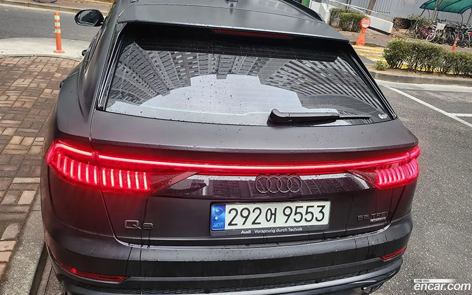 Audi Q8 (4M) 55 TFSI 2023 — миниатюра 4