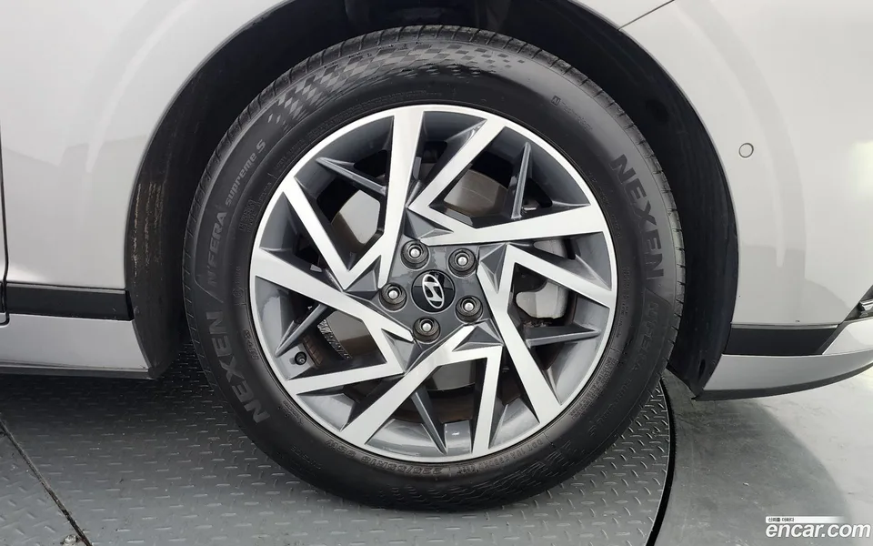 Hyundai Grandeur 3.5 2WD 2023 — миниатюра 2