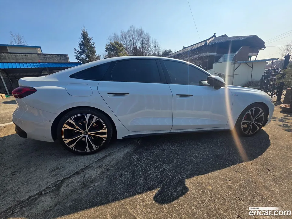 Audi A5 40 TFSI S Line 2025 — миниатюра 5