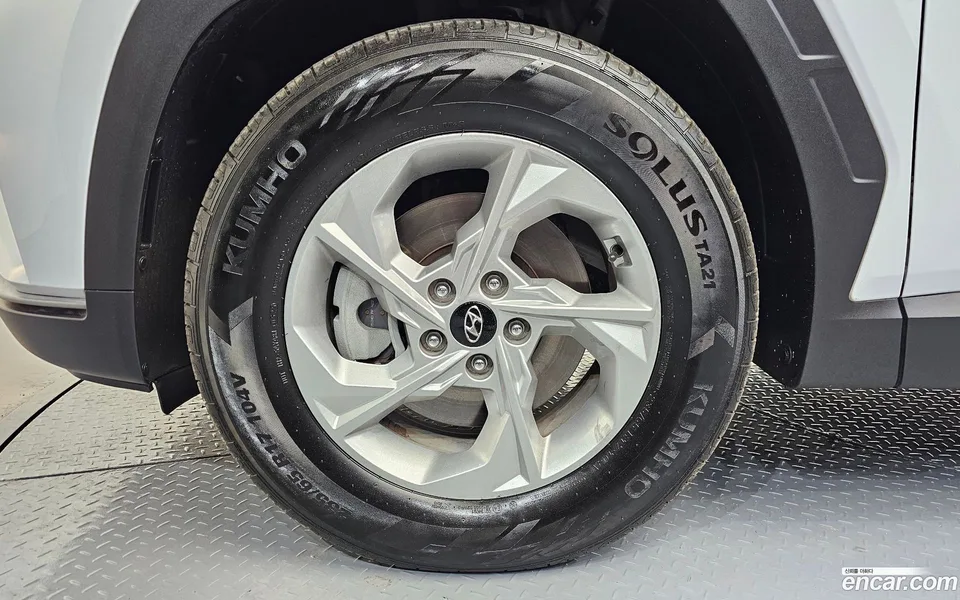 Hyundai Tucson 1.6 2WD 2022 — миниатюра 2