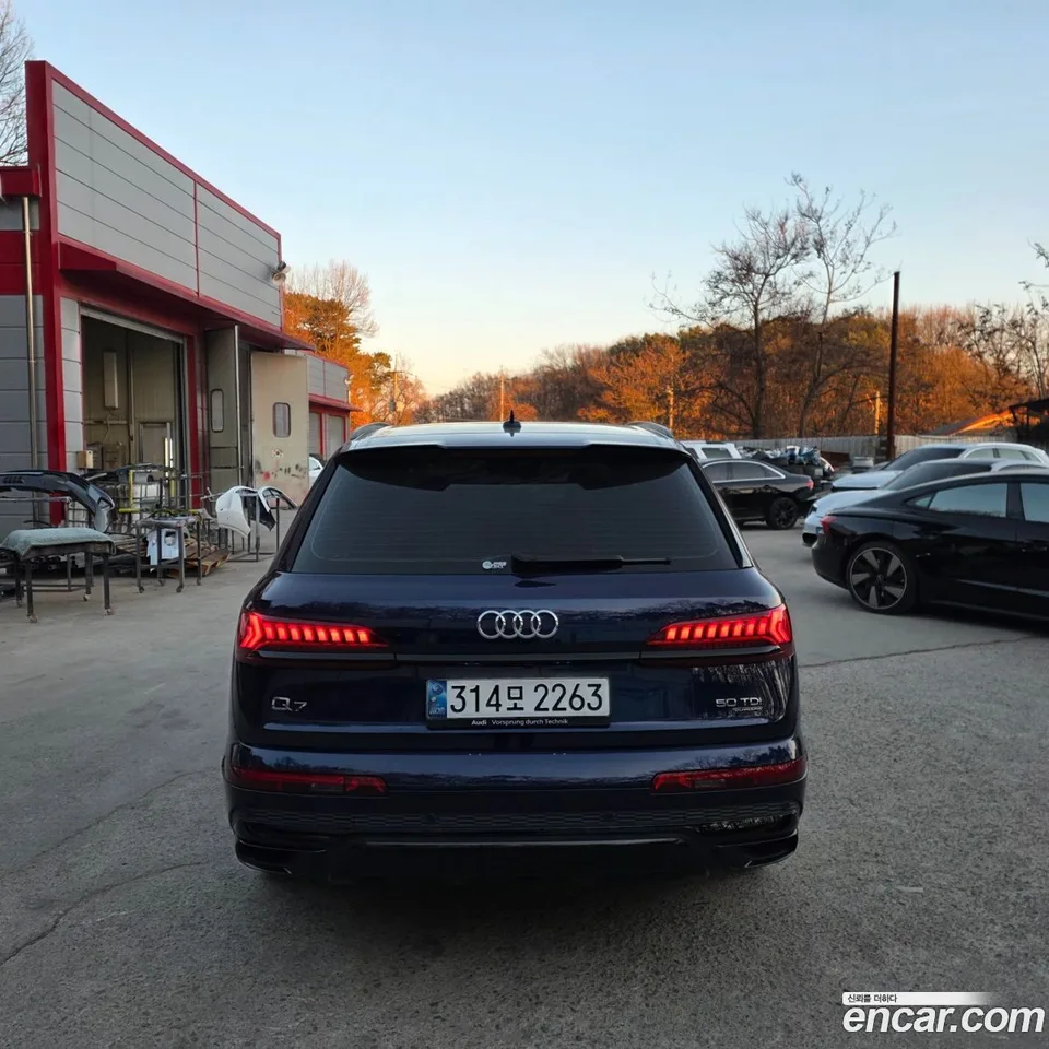Audi Q7 (4M) 50 TDI 2023 — миниатюра 4