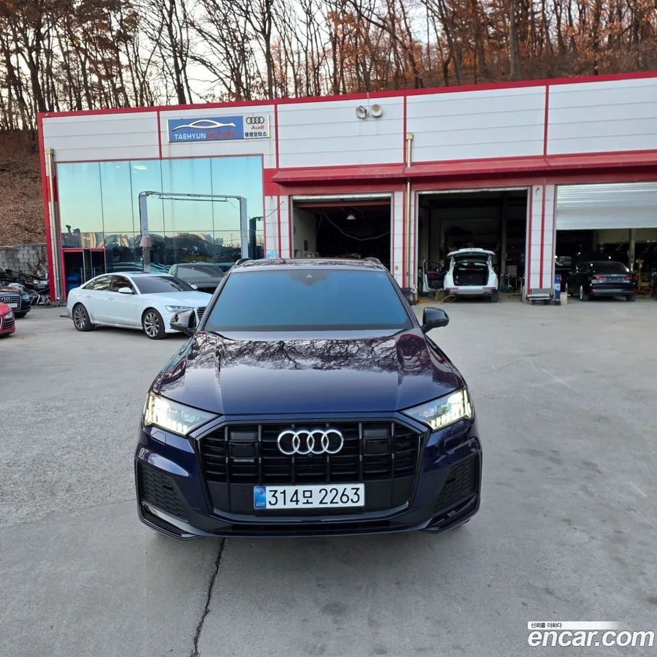 Audi Q7 (4M) 50 TDI 2023 — фото 1, купить с доставкой в Москву