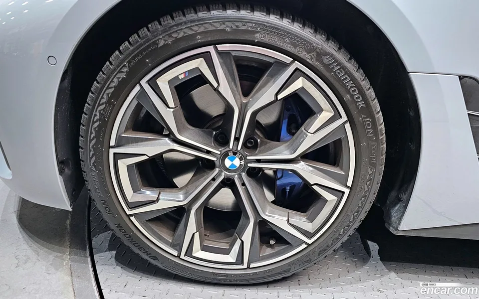 BMW 4 Series 420i M 2024 — миниатюра 5