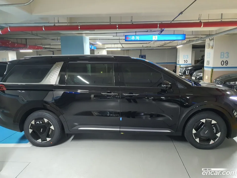 Kia Carnival HEV 9 2026 — миниатюра 2
