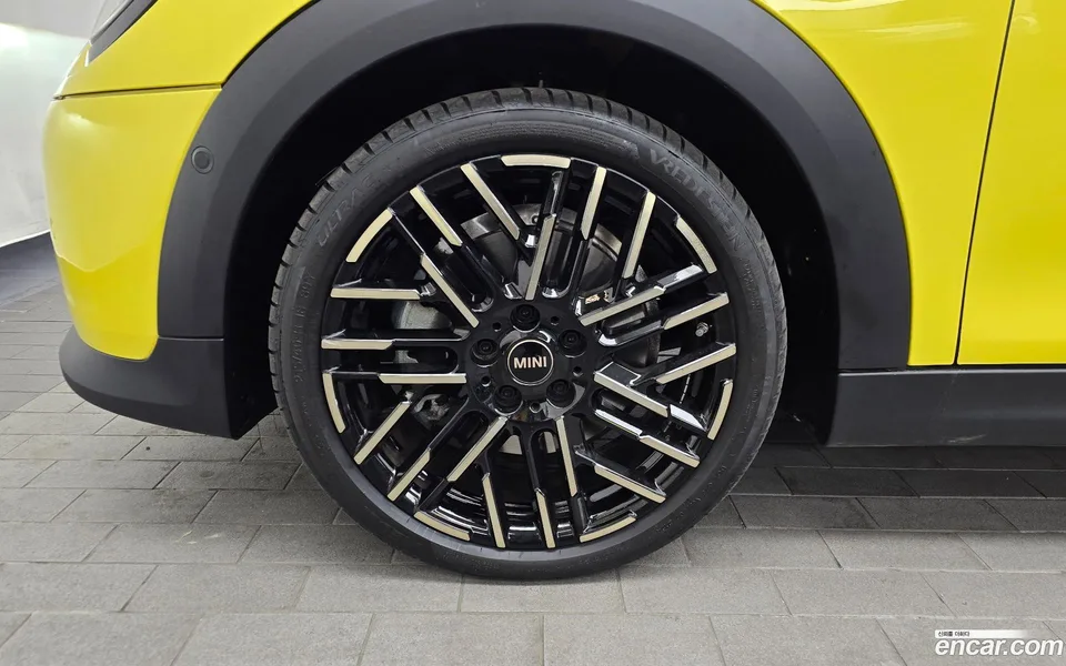 MINI Cooper S 5 2024 — миниатюра 5