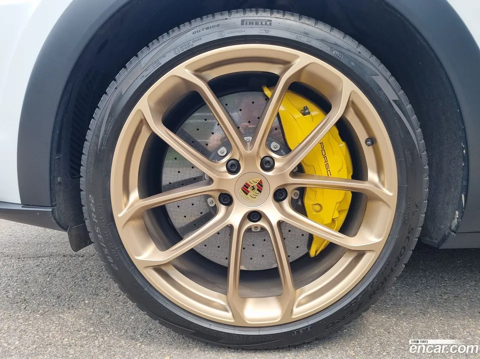Porsche Cayenne 4.0 GT 2023 — миниатюра 2