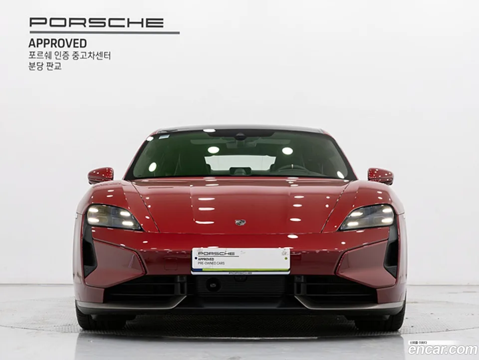 Porsche Taycan 2025 — thumbnail 3