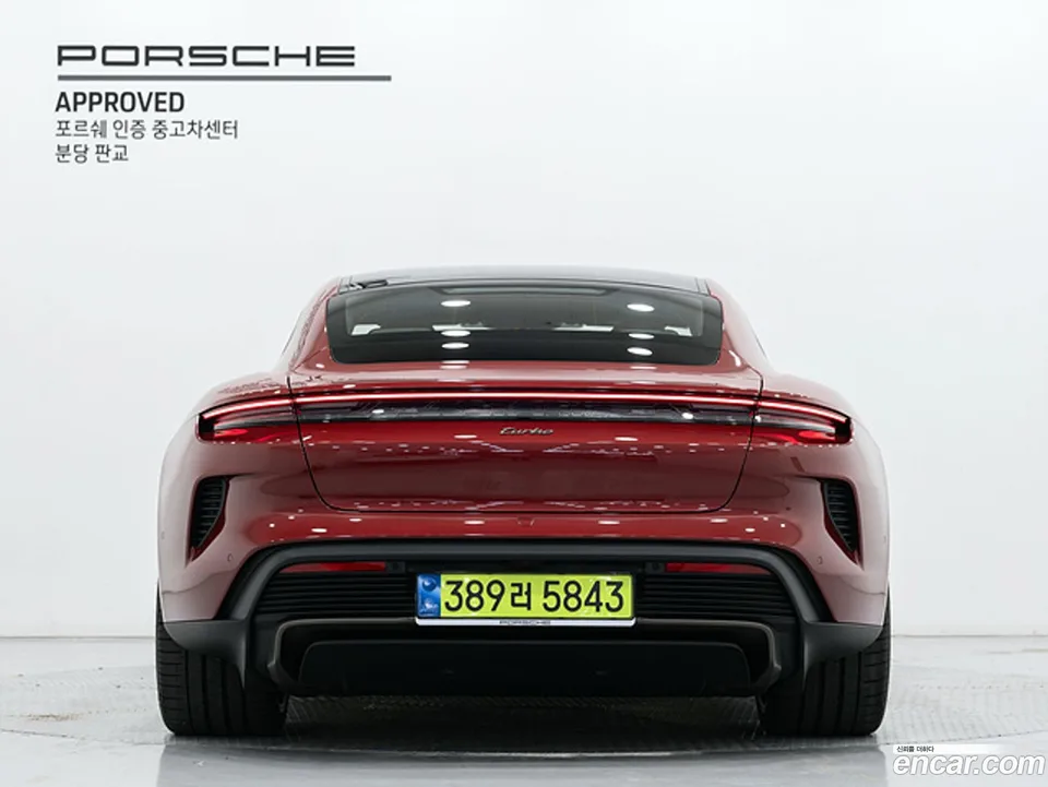 Porsche Taycan 2025 — thumbnail 4