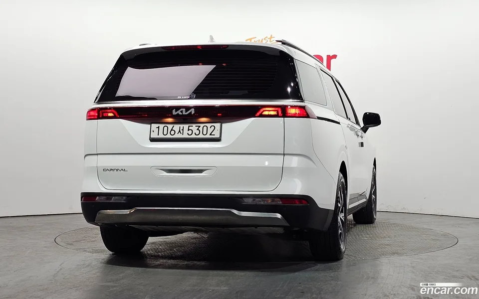Kia Carnival 9 2022 — миниатюра 4