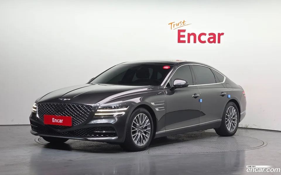 Genesis G80 2.5 2WD 2023 — фото 1, купить с доставкой в Москву