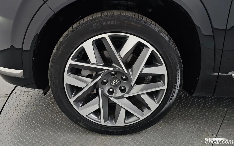Hyundai SantaFe 2.5T 2WD 2023 — миниатюра 5