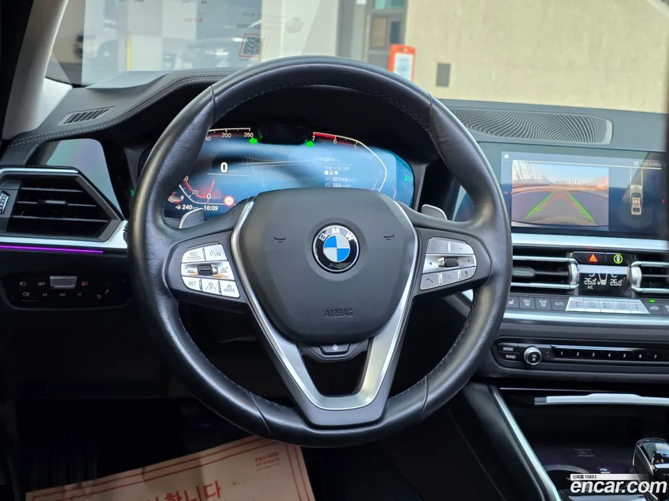 BMW 3 Series 320i 2022 — миниатюра 5
