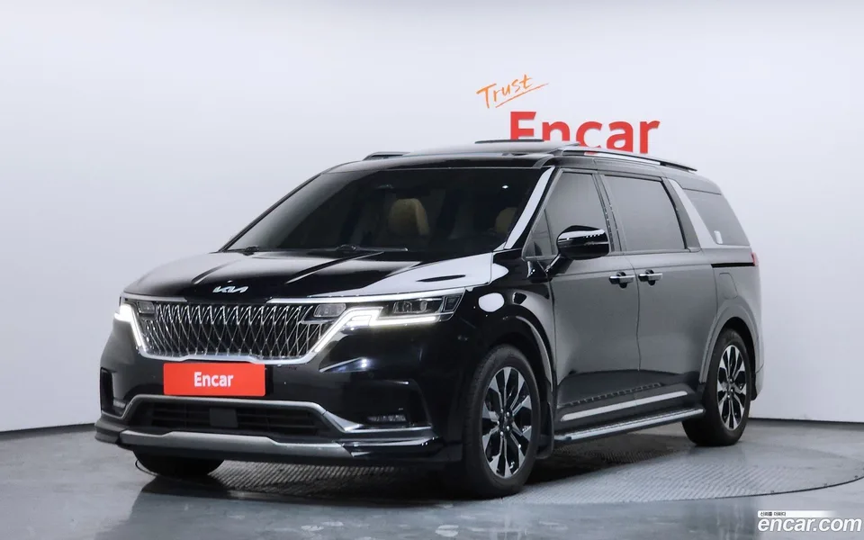 Kia Carnival 7 2022 — фото 1, купить с доставкой в Москву