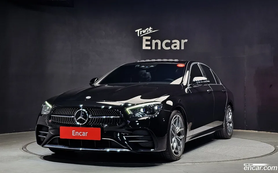 Mercedes-Benz E-Class E220d 4MATIC AMG Line 2023 — фото 1, купить с доставкой в Москву