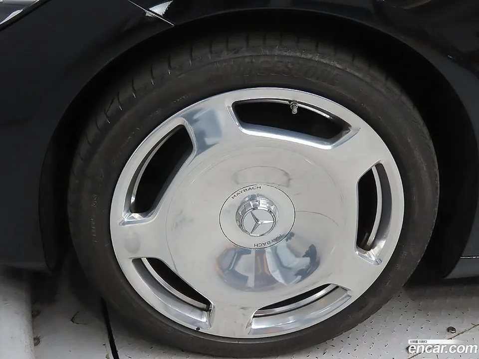Mercedes-Benz S-Class S580 4MATIC 2023 — thumbnail 5