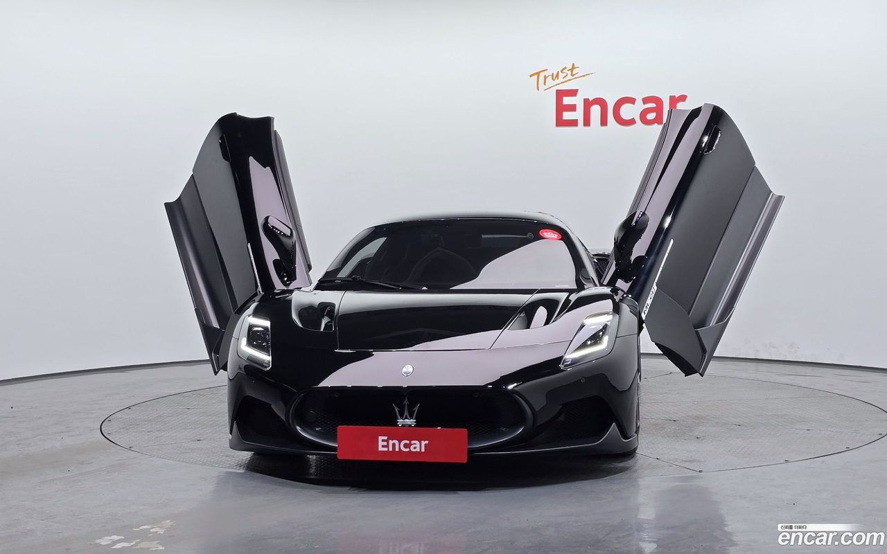 Maserati MC20 2022 — 3