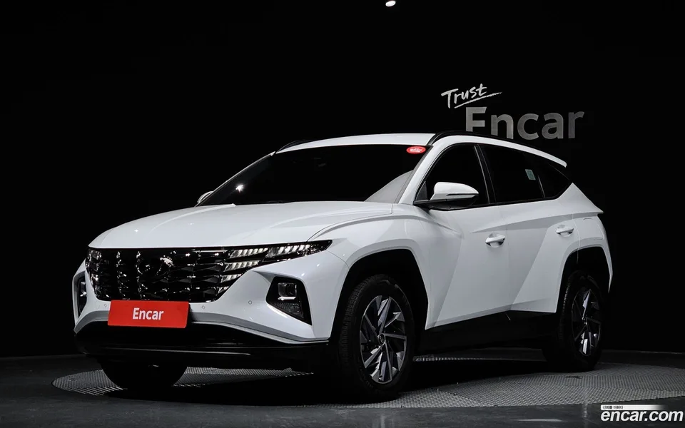Hyundai Tucson 1.6 4WD 2022 — фото 1, купить с доставкой в Москву