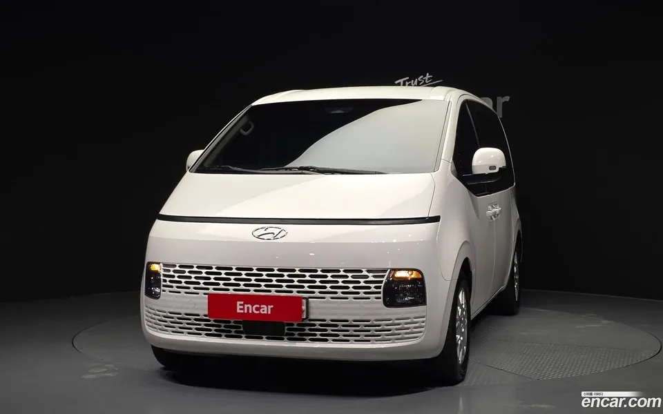 Hyundai Staria 9 2022 — миниатюра 3