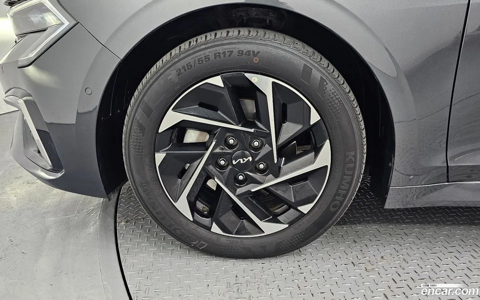 Kia K5 Hybrid 2024 — миниатюра 5