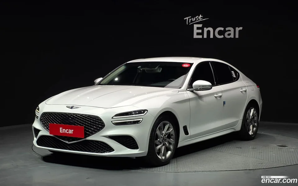Genesis G70 2.0T 2WD 2022 — фото 1, купить с доставкой в Москву