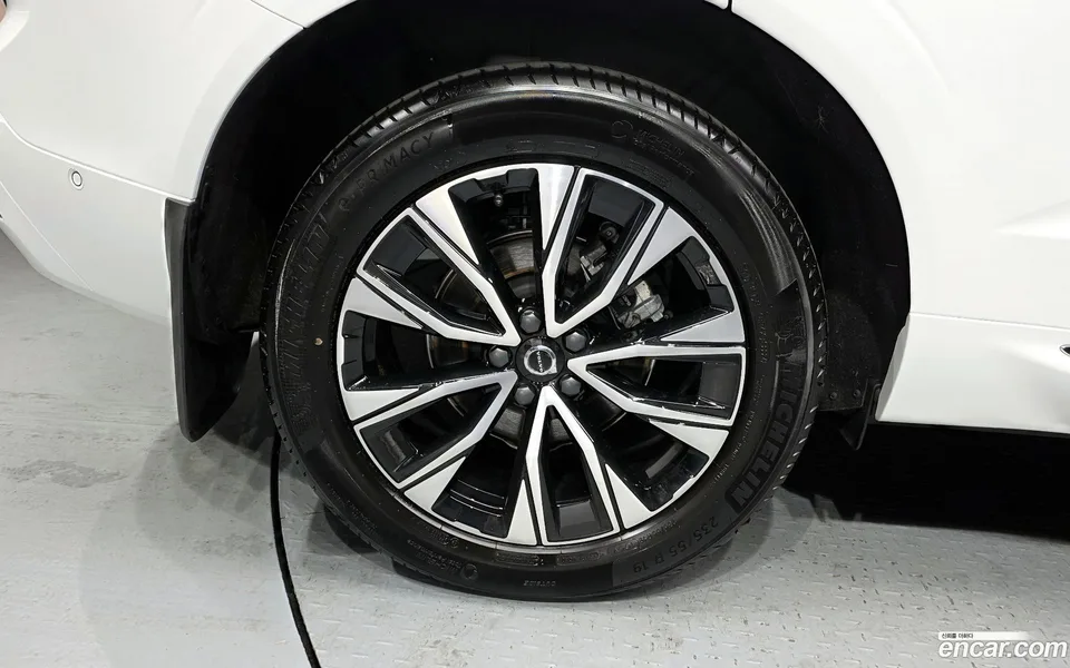 Volvo XC60 B5 2024 — миниатюра 2