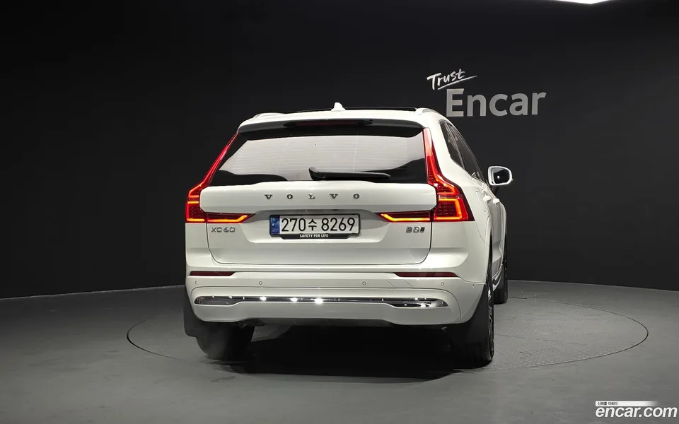 Volvo XC60 B5 2024 — миниатюра 3