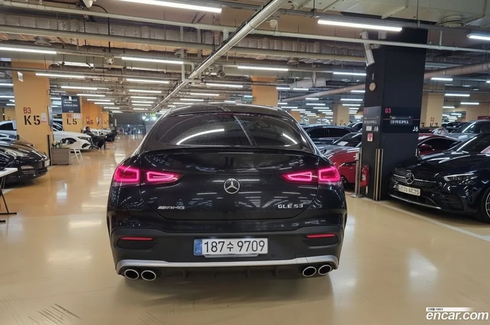 Mercedes-Benz GLE-Class AMG GLE53 4MATIC+ 2023 — миниатюра 4