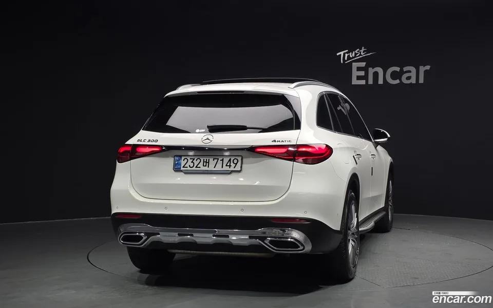 Mercedes-Benz GLC-Class GLC300 4MATIC 2025 — миниатюра 4