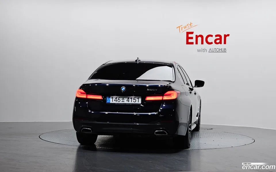 BMW 5 Series 520i M 2022 — миниатюра 4