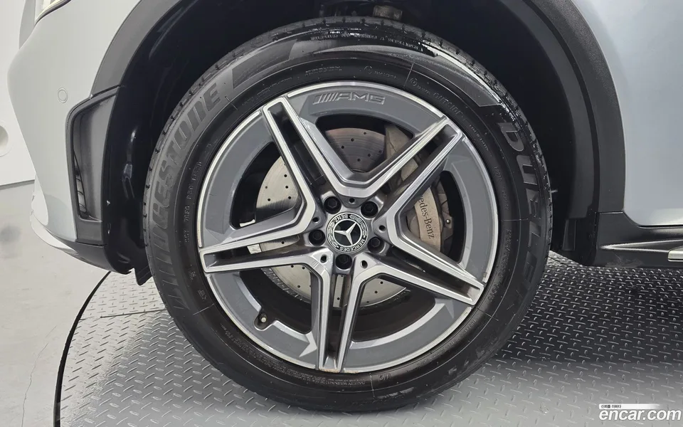 Mercedes-Benz GLC-Class GLC300e 4MATIC 2022 — миниатюра 2