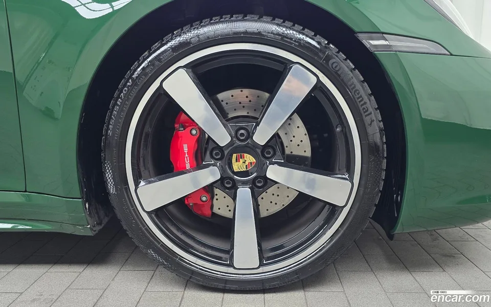 Porsche 911 (992) 4S 2024 — миниатюра 2