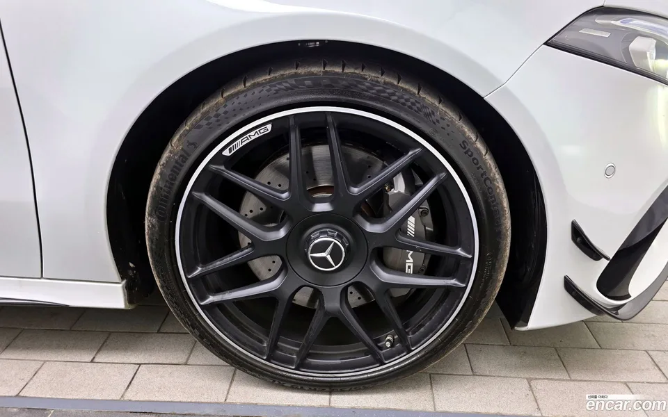 Mercedes-Benz A-Class AMG A45 4MATIC+ 2022 — миниатюра 5