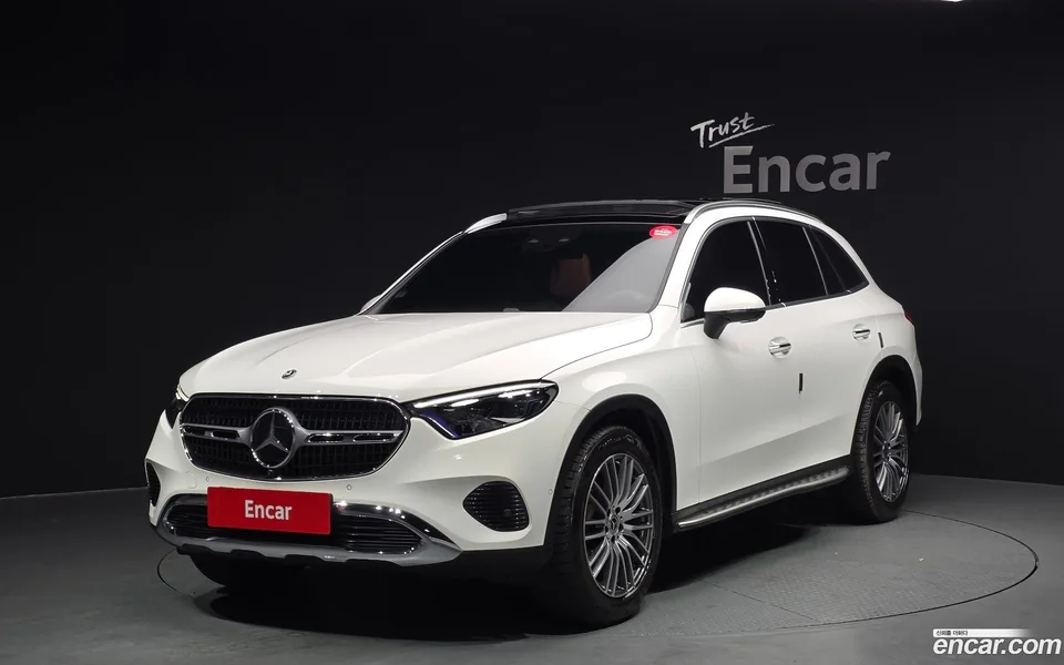 Mercedes-Benz GLC-Class GLC300 4MATIC 2025 — фото 1, купить с доставкой в Москву