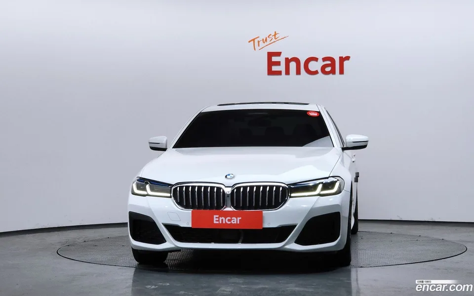 BMW 5 Series 530i M 2023 — миниатюра 3