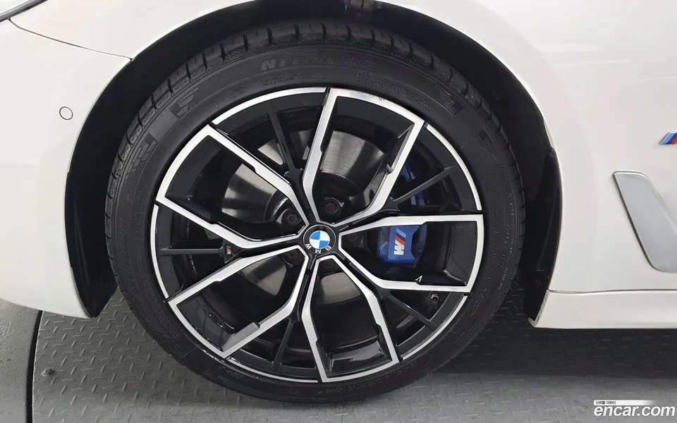 BMW 5 Series 530i M 2022 — миниатюра 2