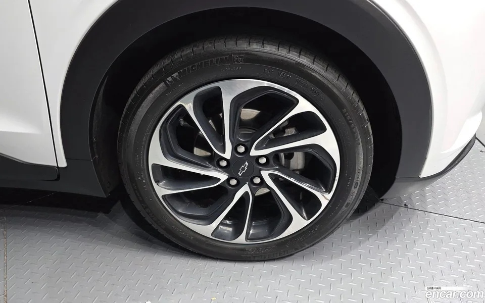 Chevrolet Bolt EUV 2023 — миниатюра 2