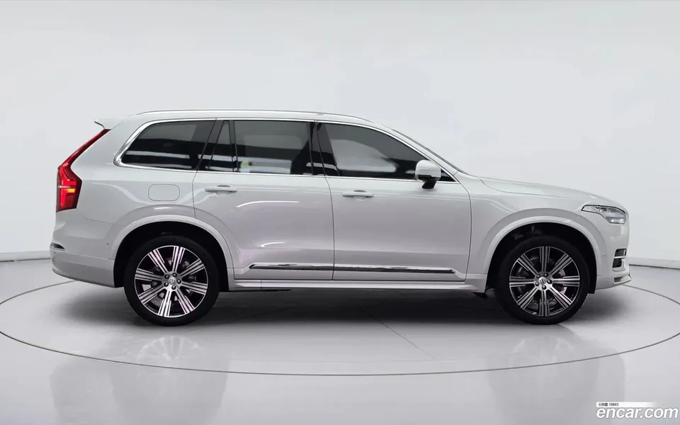 Volvo XC90 B6 2025 — миниатюра 4