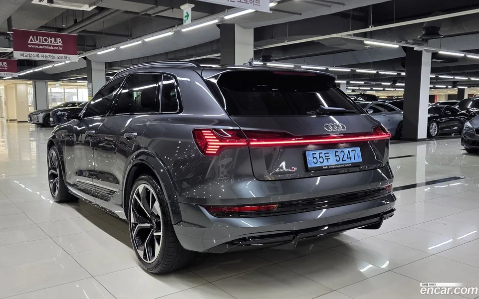 Audi e-tron S 2022 — миниатюра 2