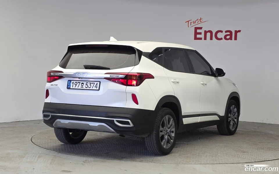 Kia Seltos 1.6 2WD 2022 — миниатюра 2