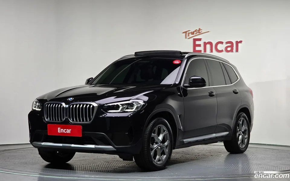BMW X3 xDrive 20i 2022 — фото 1, купить с доставкой в Москву